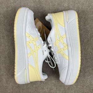 Asics White and Yellow Athletic Shoes